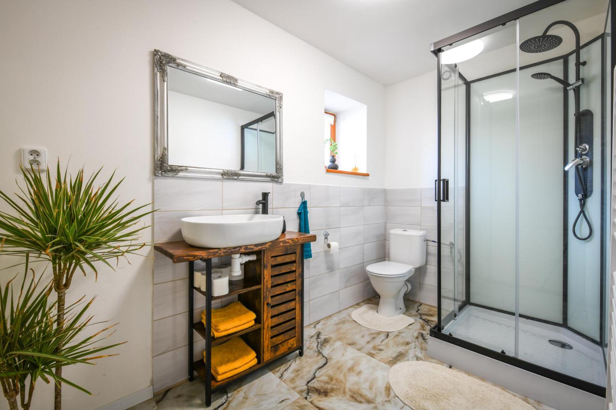 Apartmany Berries Valča エクステリア 写真