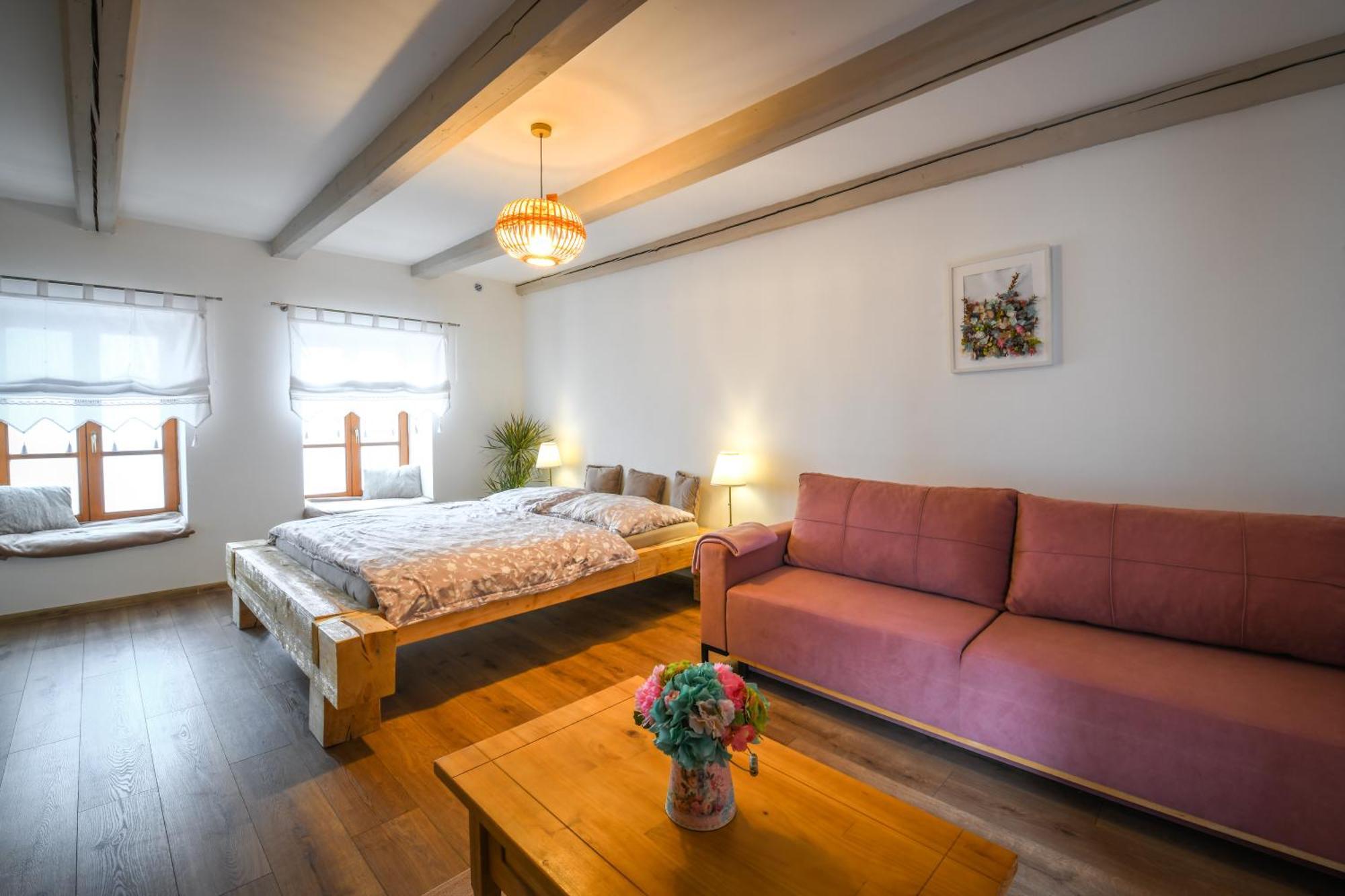 Apartmany Berries Valča エクステリア 写真